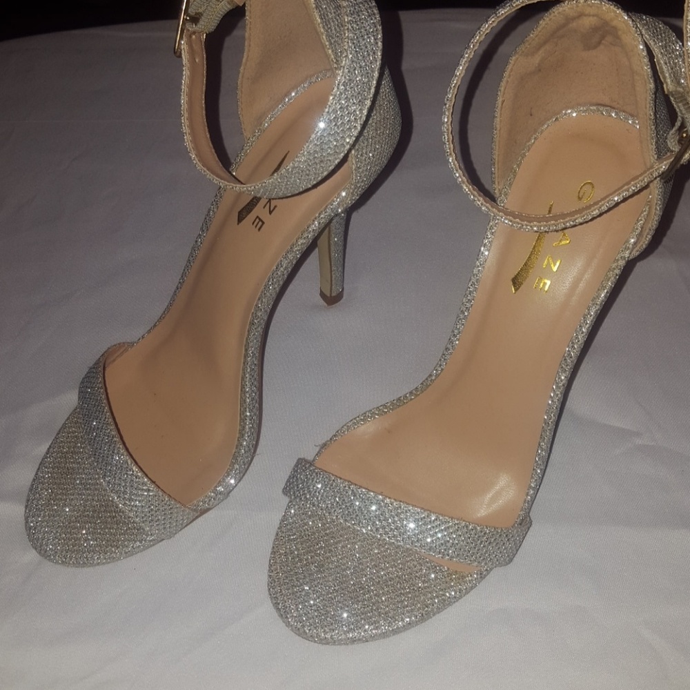 GLAZE Buckle strap High Heels
